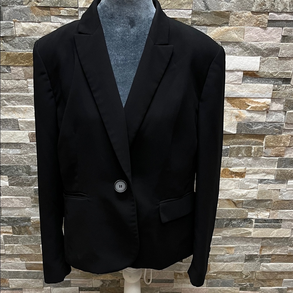 Kasper Striped Petite Blazer in White with Black & Yellow Pinstripes